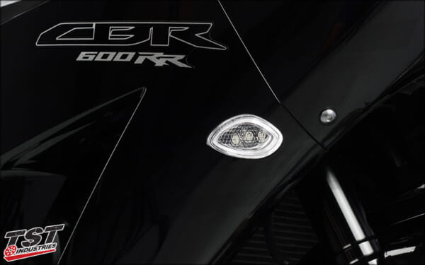 CBR600RR-13-19 イカリング付 LEDウィンカー|AxxL CBR600RR-13-19 イカリング付 LEDウィンカー|AxxL