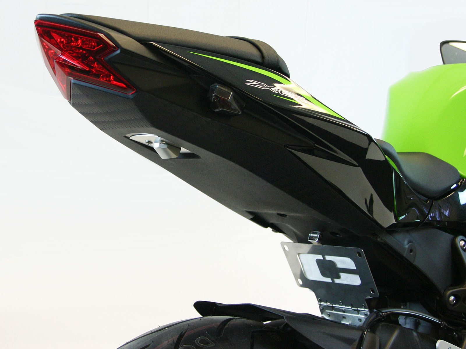 LTD　ZX6R　フェンダーレス　コンペティション・ワークス　13-15-