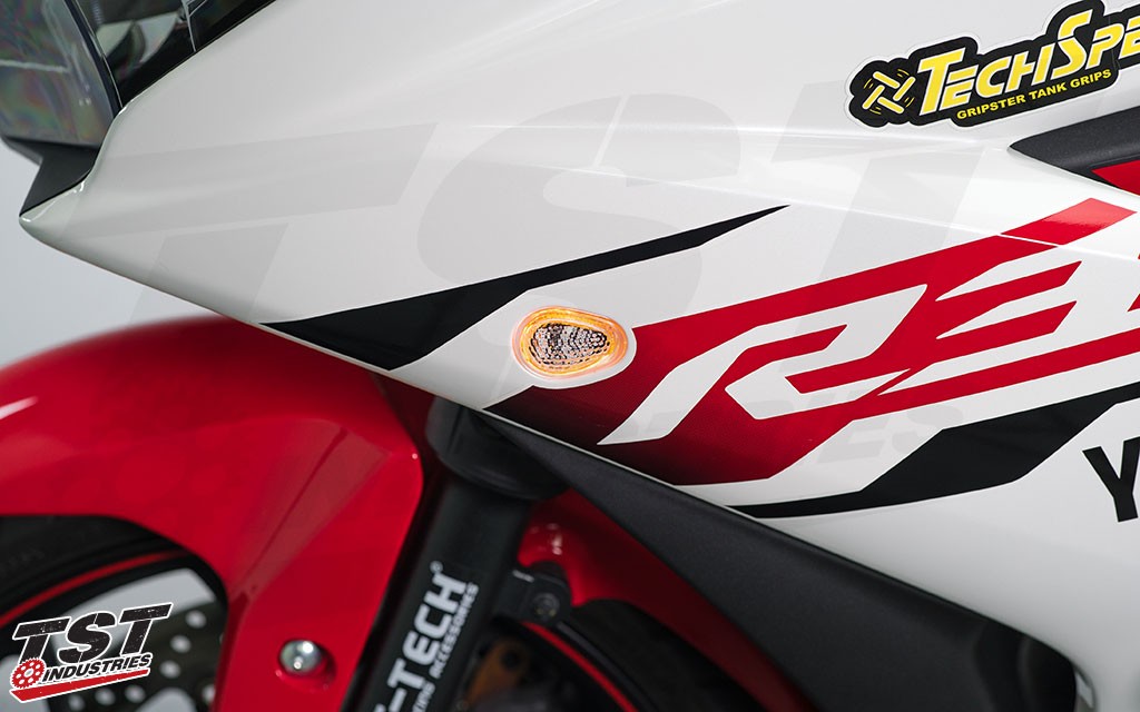 YZF-R25/R3イカリング付LEDウィンカー｜AxxL