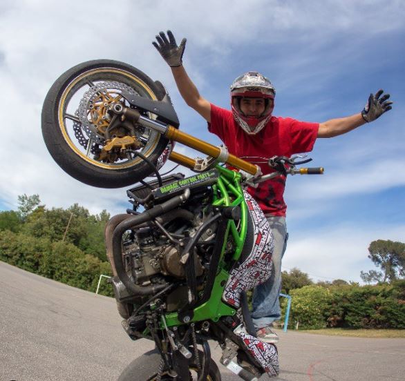 脱落、割れ防止!バイクスタント用ZX-6Rラジエターケージ|AxxL 脱落、割れ防止!バイクスタント用ZX-6Rラジエターケージ|AxxL