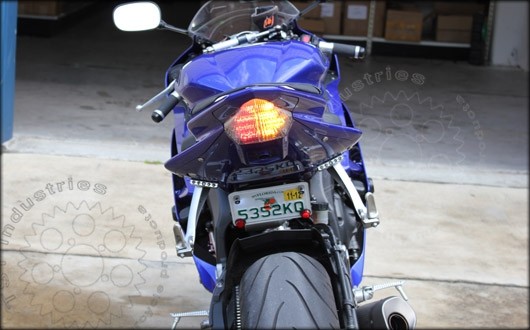 リア周りをかっこよくシャープに！YZF-R6(06-16)フェンダーレス