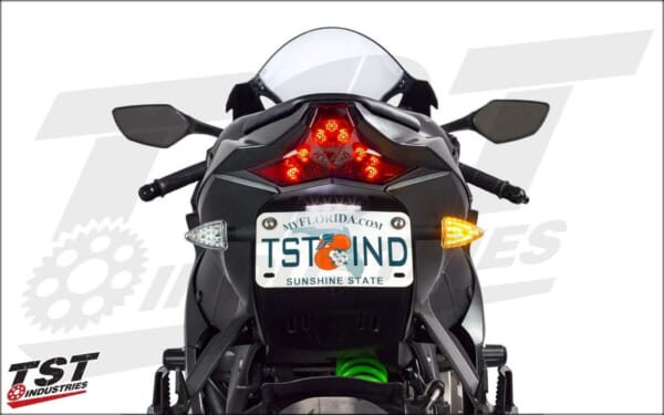 TST Industries ZX-10R (16-) 可倒式 フェンダーレスキット