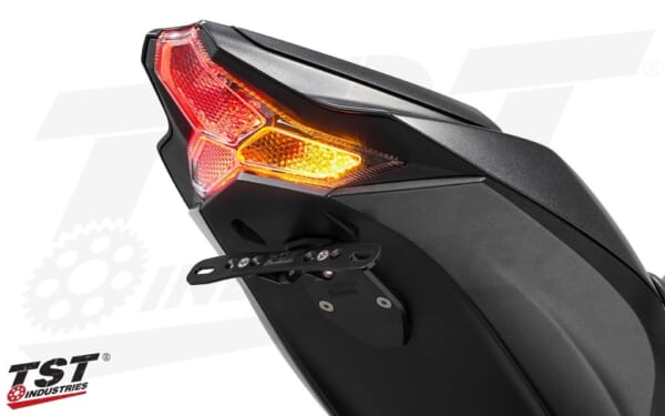 TST Industries ZX-6R (19-23) ウィンカー内蔵 LEDテールライト