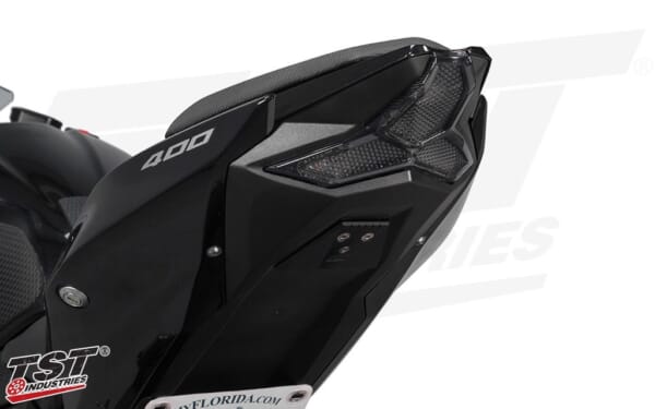 TST Industries Ninja400/Z400 ウィンカー内蔵LEDテールライト｜AxxL