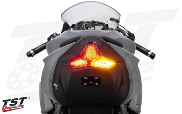 TST Industries ZX-25R ウィンカー内蔵 LEDテールライト