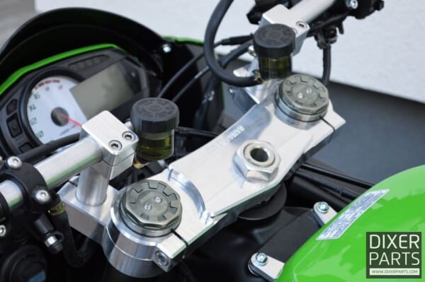 バイク用ハンドルの高さ、角度、絞りを自裁に変えられます！｜AxxL