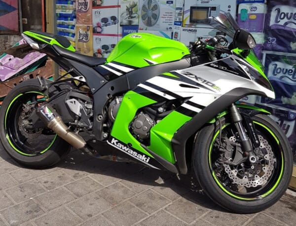 派手すぎない大人なバイク用17インチ用リムステッカーSTD2｜AxxL