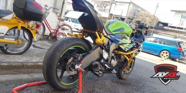 CS Racing ZX-6R (19-24) アンダーマウント サイド出しマフラー