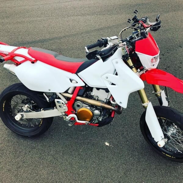 DR-Z400 スタントには必須パーツ サブケージ/ウィリーバー｜AxxL