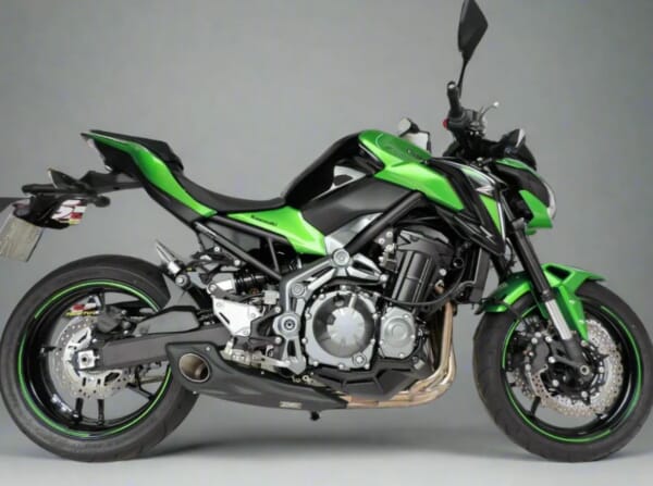 こうき Z900 MOTOGPのようなレーシーなサイド出しマフラー！｜AxxL