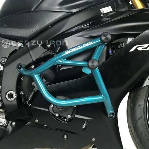新型yzf R6 17 用倒れても傷つかないエンジンガード Axxl
