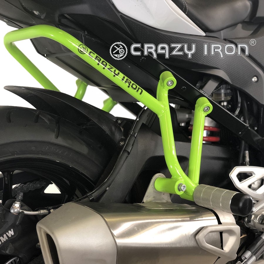 S1000XR用 倒れてもパニアケースなどに傷がつかないリアガード|AxxL