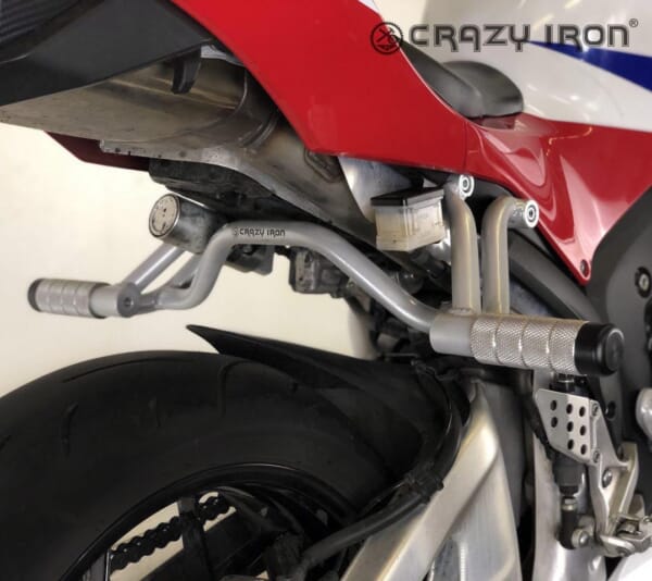 CBR600RR(13-19)リア周りをしっかりガード サブケージ｜AxxL