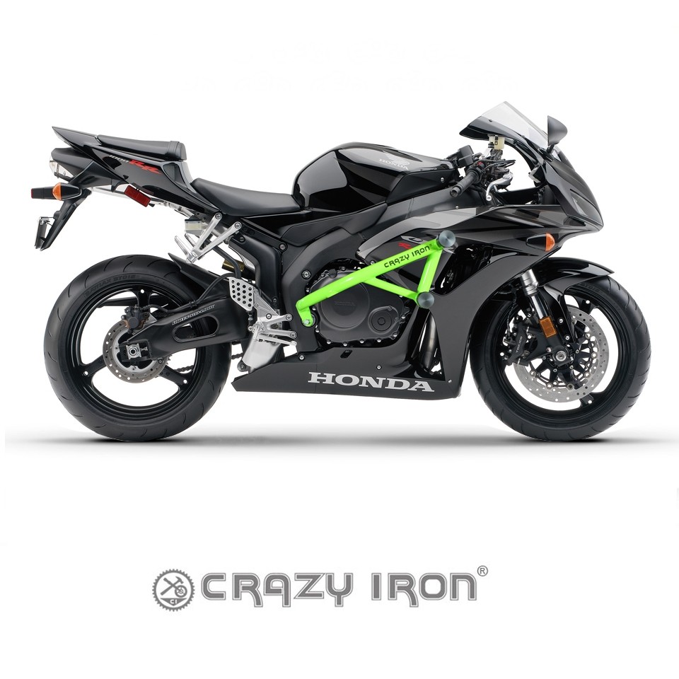 CBR1000RR-SC57用スライダー付エンジンガードで車体をガード｜AxxL