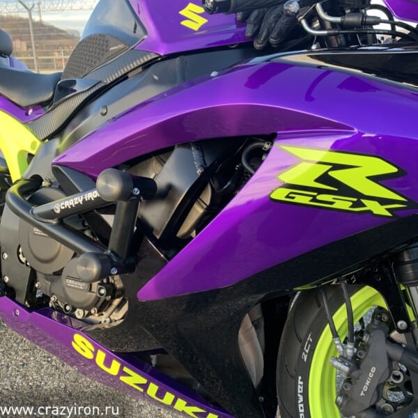Ninja650/Z650用スライダー付エンジンガードで車体をガード｜AxxL