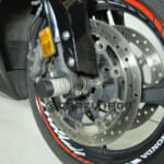 crazy_iron_pegi_v_os_perednego_kolesa_honda_cbr1000rr06-07_3