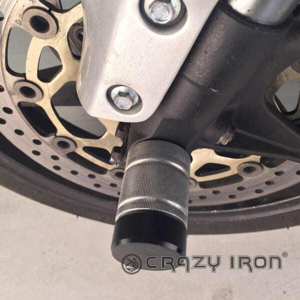 CBR600RR (03-06) 用 スタント用の大型アクスルスライダー｜AxxL