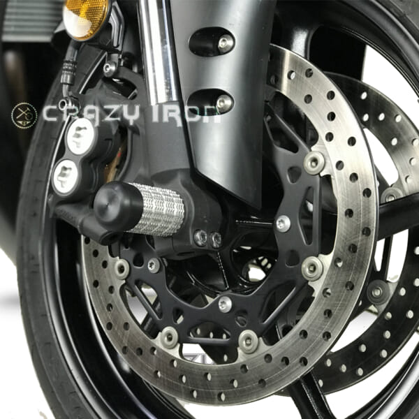 YZF-R6 (17-20)用 スタント用の大型アクスルスライダー｜AxxL