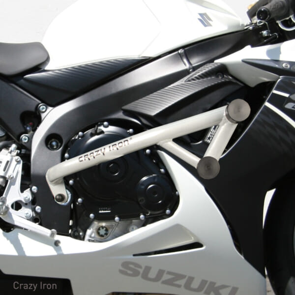 GSXR600/750 (11-16)用 スライダー付エンジンガードで車体をガード｜AxxL