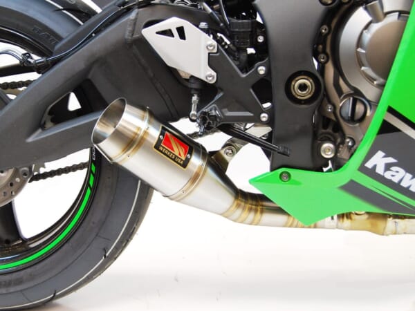 100％本物保証！ スーパーバイク選手権にも使用 COMPETITION WERKES マフラー｜AxxL パーツ