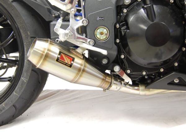 スーパーバイク選手権にも使用 COMPETITION WERKES マフラー｜AxxL