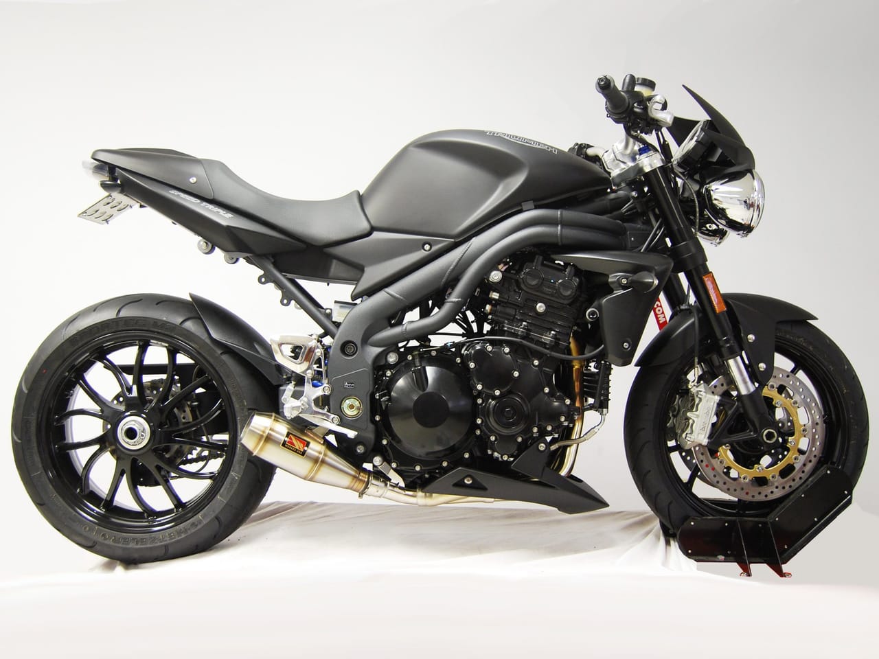 WT1050b_2000x.jpg