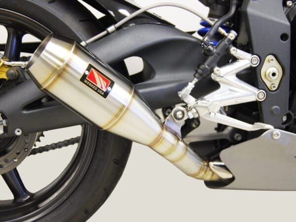 スーパーバイク選手権にも使用 COMPETITION WERKES マフラー｜AxxL