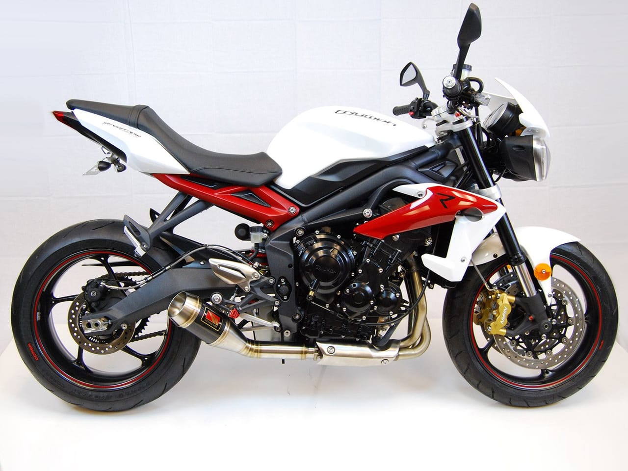 スーパーバイク選手権にも使用 COMPETITION WERKES マフラー｜AxxL