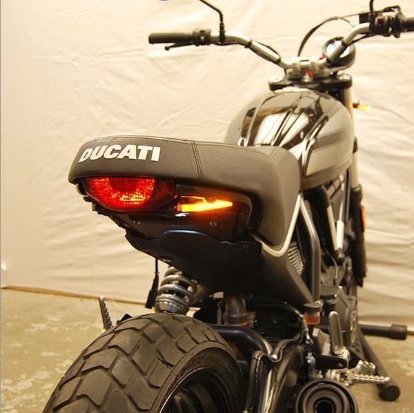 NRC製 スクランブラーSixty2 用ウインカー内蔵フェンダーレス｜AxxL