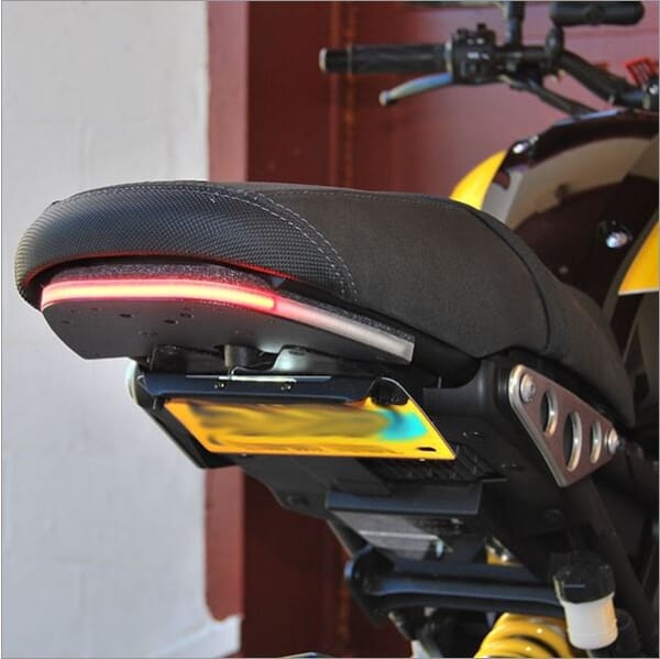 NRC製 XSR 900 用ウインカー内蔵フェンダーレス｜AxxL