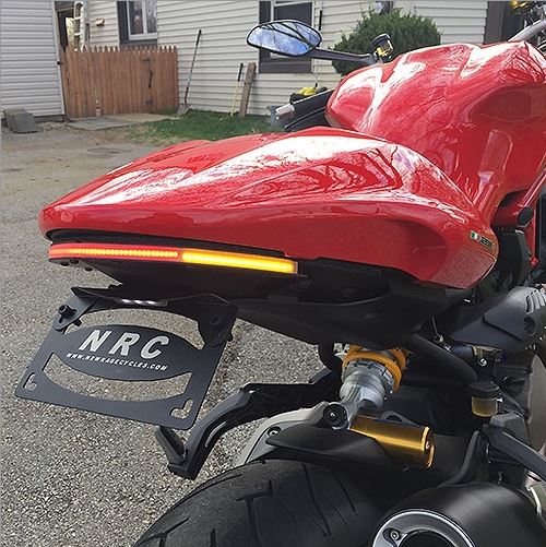 NRC製 モンスター 1200 (14-16) 用ウインカー内蔵フェンダーレス NRC製 モンスター 1200 (14-16) 用ウインカー内蔵フェンダーレス