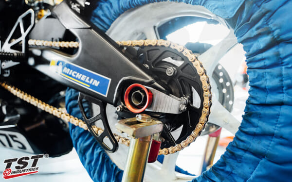 TST XSR700/900 スーパーバイク選手権で使用している