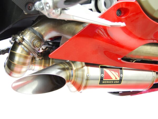 スーパーバイク選手権にも使用 COMPETITION WERKES マフラー｜AxxL