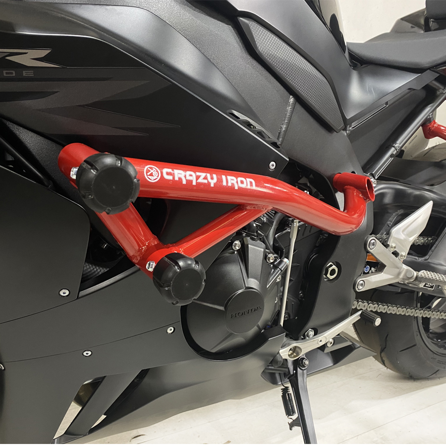 CBR1000RR-R / CBR1000RR-SP (20)用スライダー付エンジンガード