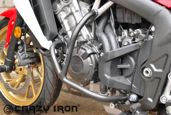 CB650F (14-) 車両をしっかり保護できるエンジンガード｜AxxL