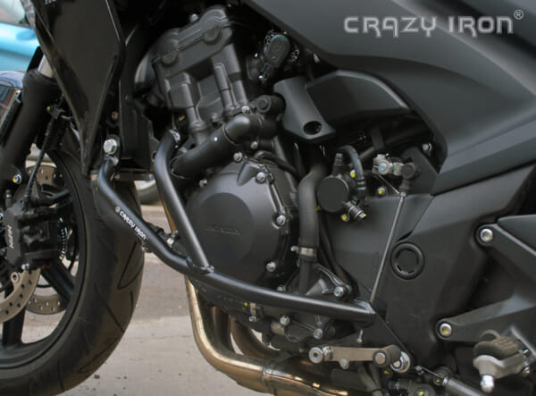 CBF1000 (10-) 車両をしっかり保護できるエンジンガード｜AxxL