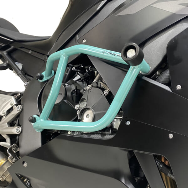 CBR1000RR-R / CBR1000RR-SP (20-) 車両をしっかり保護できる