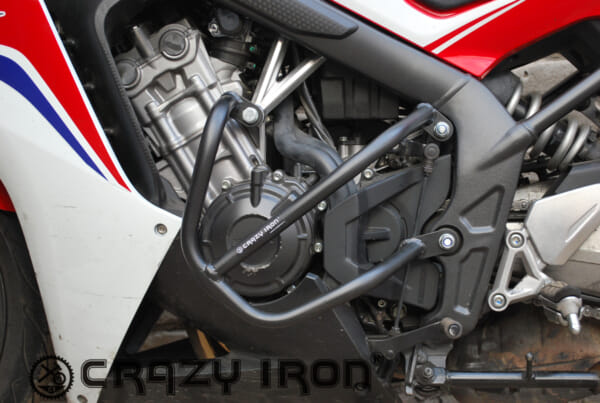 CBR650F 車両をしっかり保護できるエンジンガード｜AxxL