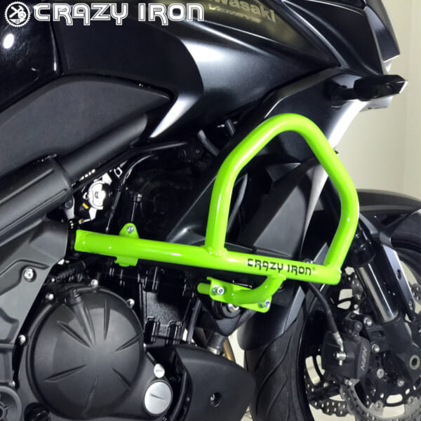 ヴェルシス650 (15-) 車両をしっかり保護できるエンジンガード｜AxxL