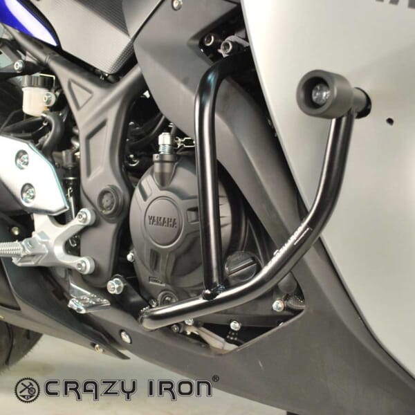 YZF-R25 / YZF-R3 (15-18) 車両をしっかり保護できるエンジン