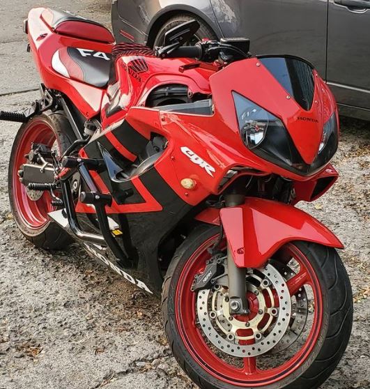 CBR600F4i デザインが美しい IMPAKTECH製 スタントケージ｜AxxL