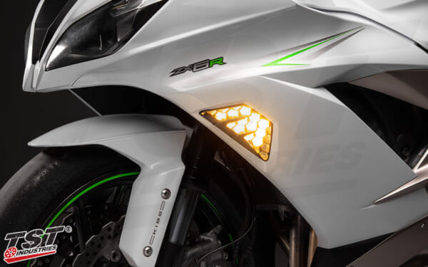 TST Industries ZX-25R NEXUS フロント LEDウィンカーキット