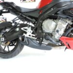 CS RACING S1000R 迫力あるサイド出しマフラー！｜AxxL