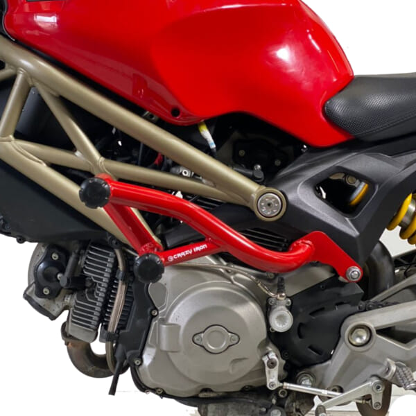 モンスター696/796スライダー付エンジンガードで車体をガード｜AxxL