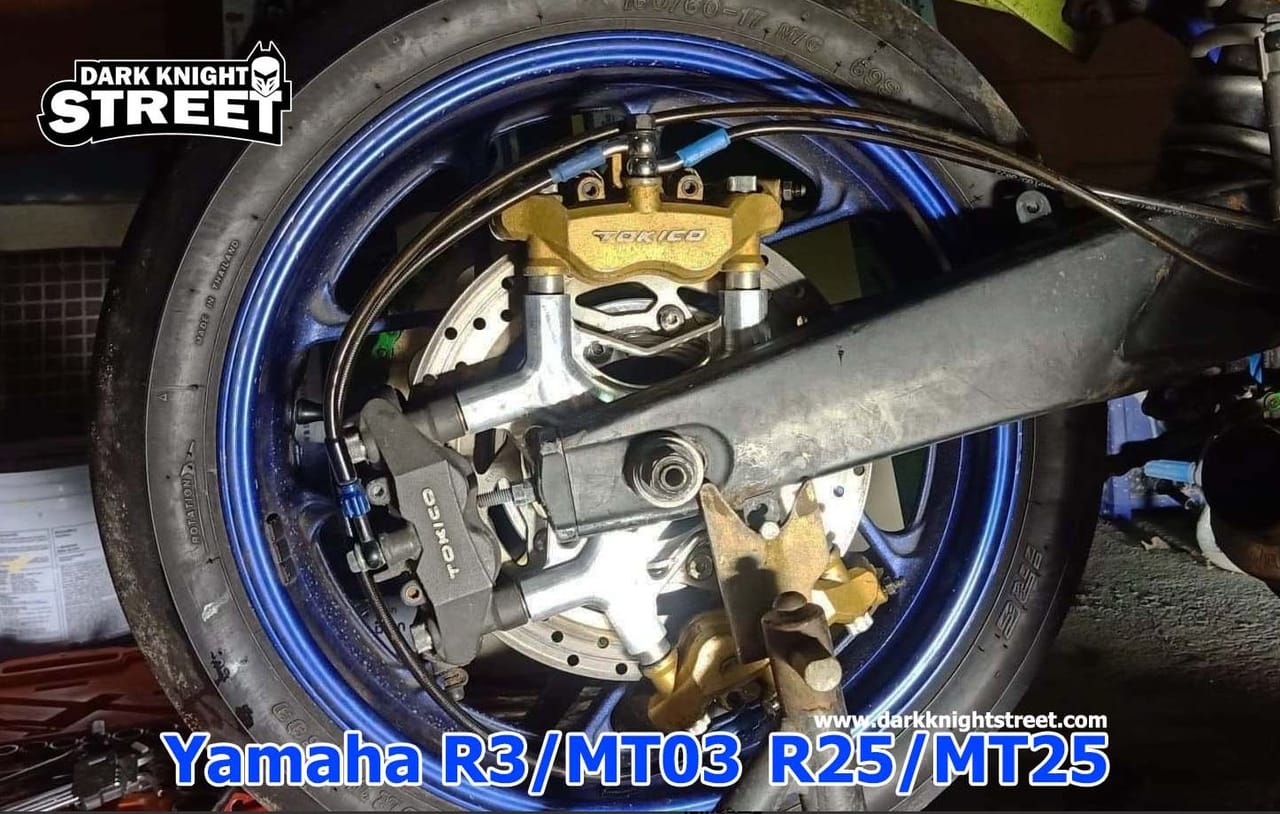 正規通販 ベルリンガー 4ピストンキャリパー 右 YZF-R3 YZF-R25 MT-03 MT-25 パープル 4Y09 