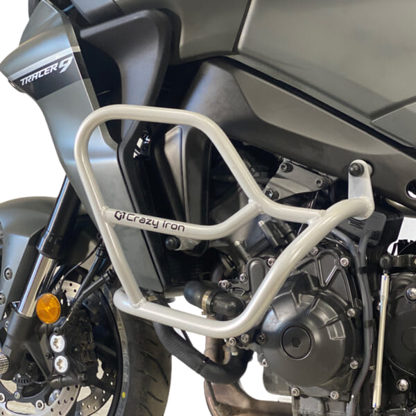 トレーサー900 (21-) 車両をしっかり保護できるエンジンガード｜AxxL