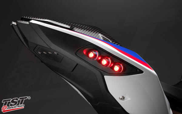 TST Industries S1000RR (19-22) ウィンカー内蔵 LEDテールライト