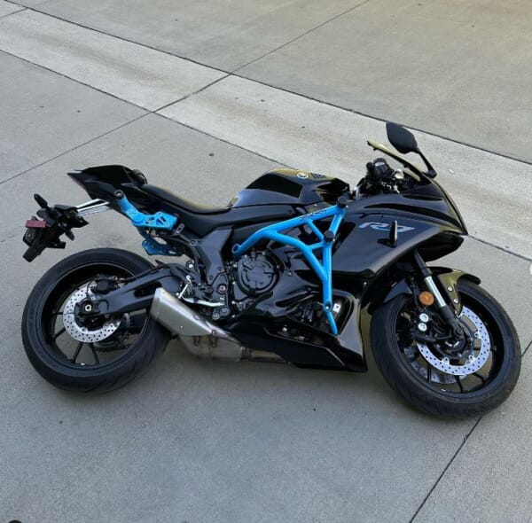 YZF-R7 デザインが美しい IMPAKTECH製 スタントケージ｜AxxL