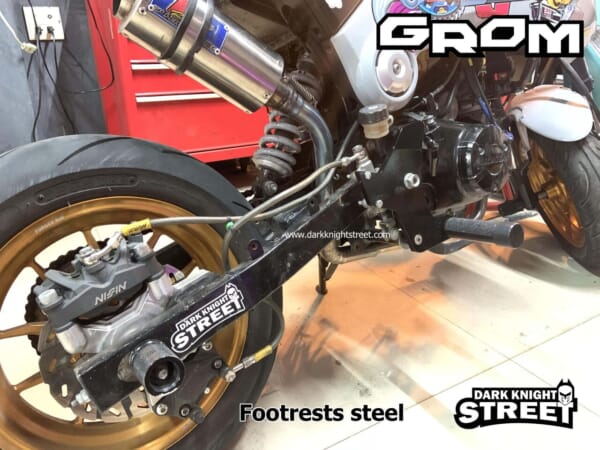 DARK KNIGHT STREET グロム (13-20) スタント用 ステップキット