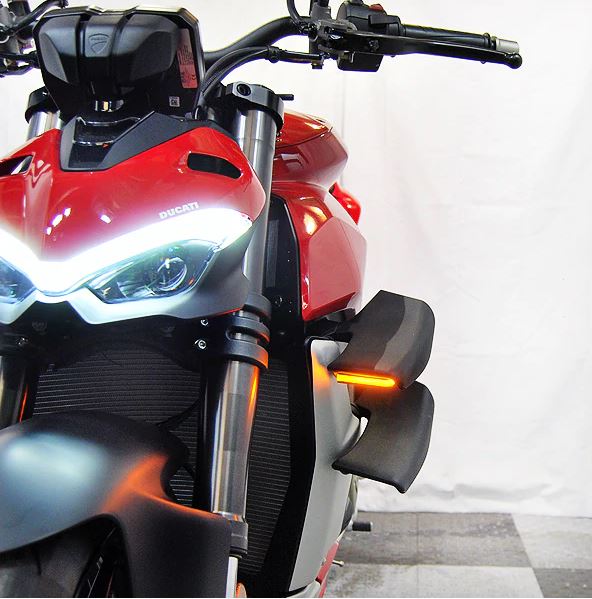 NRC STREETFIGHTER V4 / V2 LED フロントウィンカー キット NRC STREETFIGHTER V4 / V2 LED フロントウィンカー キット